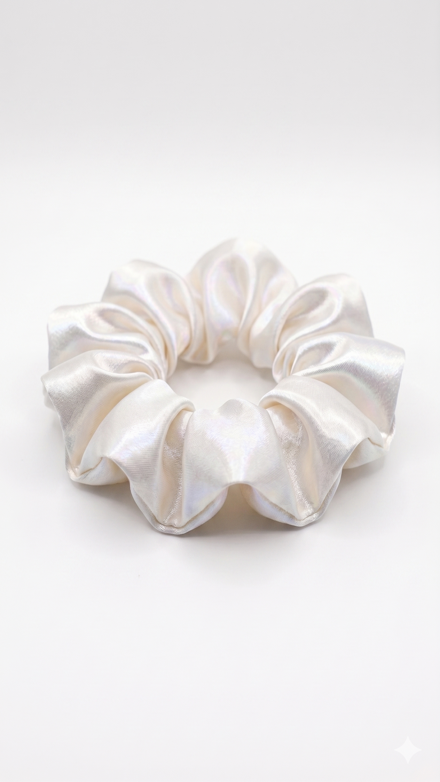 Essential Chic – Scrunchies de Satín Premium